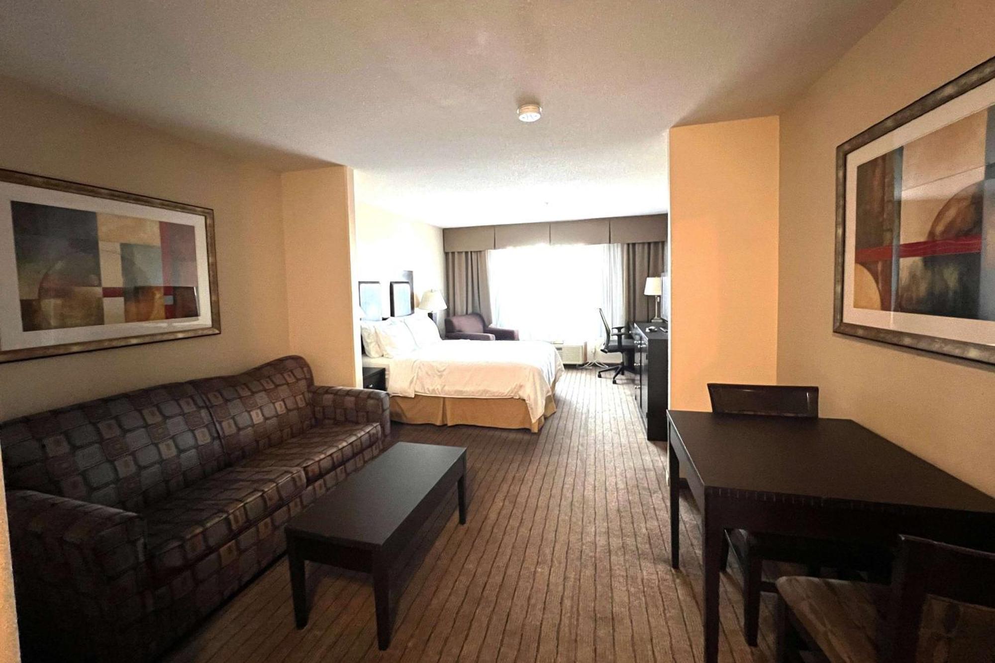 Ramada By Wyndham Prince Albert Dış mekan fotoğraf