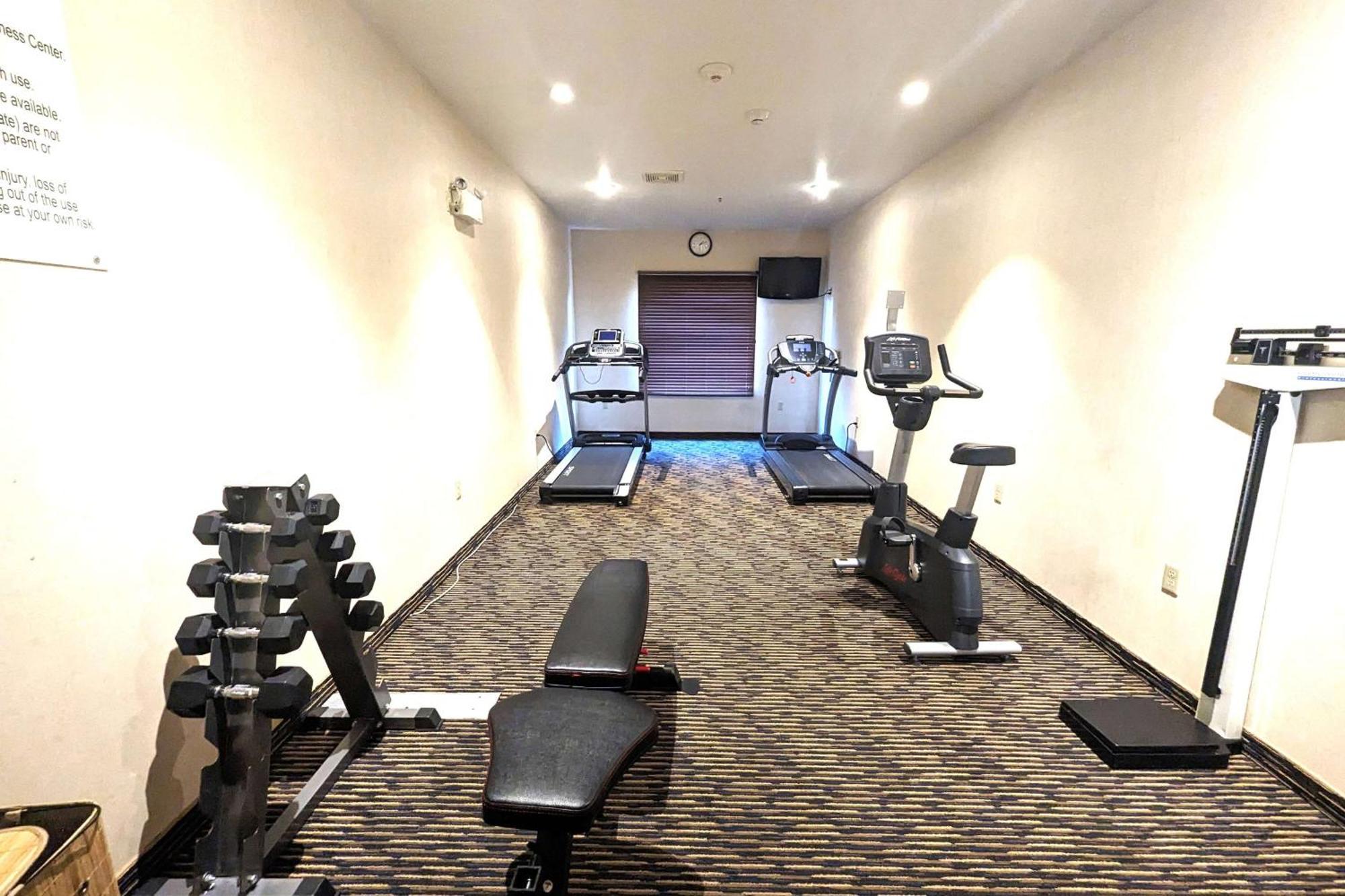 Ramada By Wyndham Prince Albert Dış mekan fotoğraf