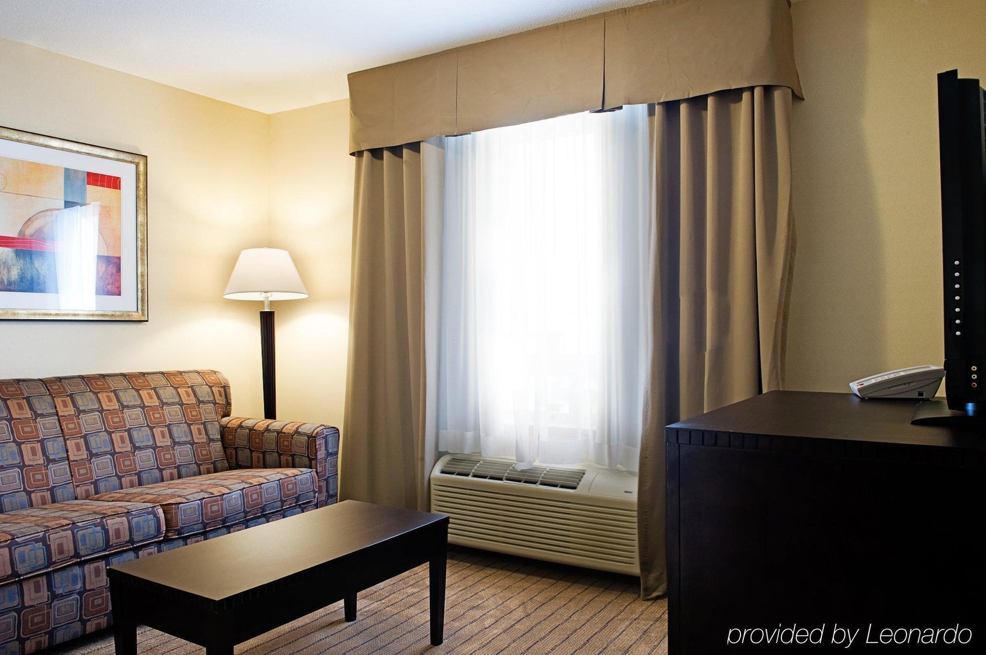Ramada By Wyndham Prince Albert Oda fotoğraf